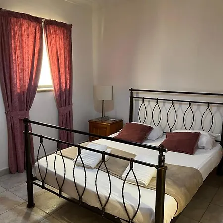 'valhalla' - Flat In The Heart Of Bugibba