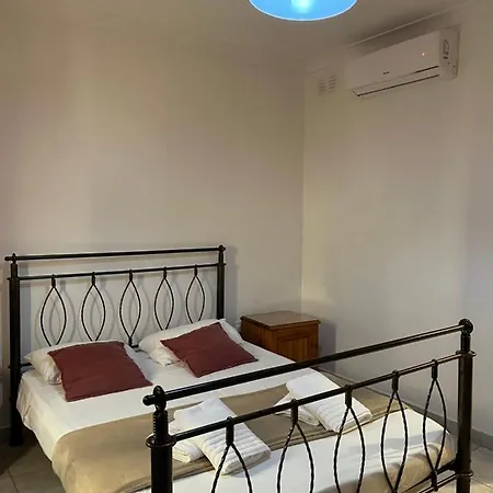 'valhalla' - Flat In The Heart Of Bugibba Apartment St. Paul's Bay